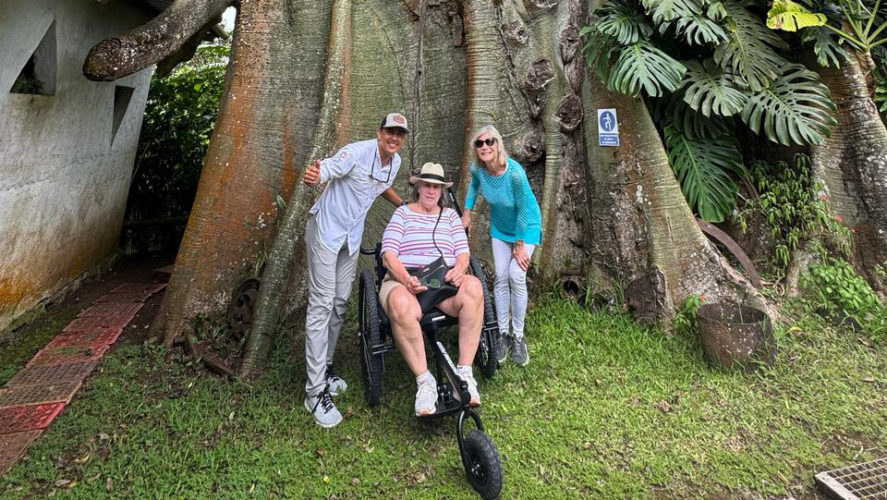 Wheelchair-accessible Galápagos tour with sustainable, land-based travel experiences